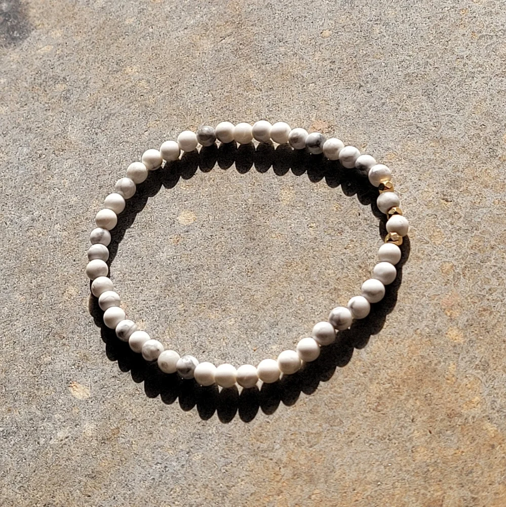 Howlite Stone Bead Handmade Bracelet Set of 4 - Picture 6 of 8